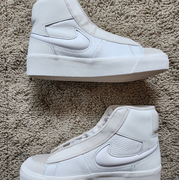 Wmns Nike Blazer Victory Mid Summit White Light Cream Brand New Sz 8 - Picture 3 of 8